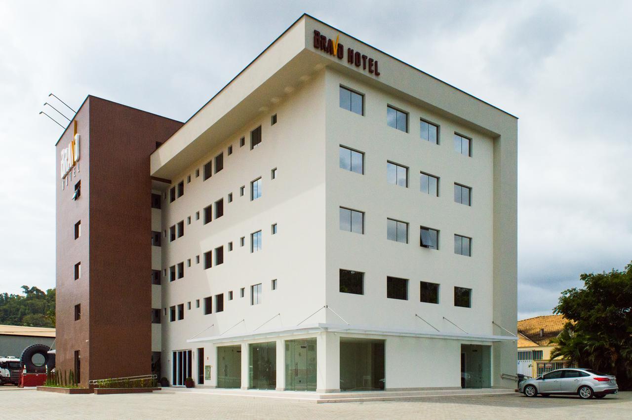 Bravo Hotel João Neiva Exterior foto